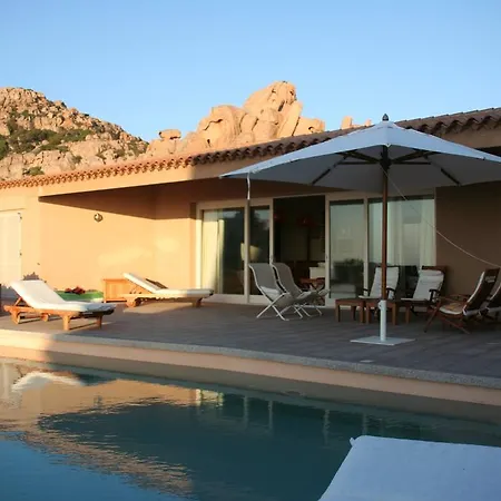 Dei Graniti Villa *